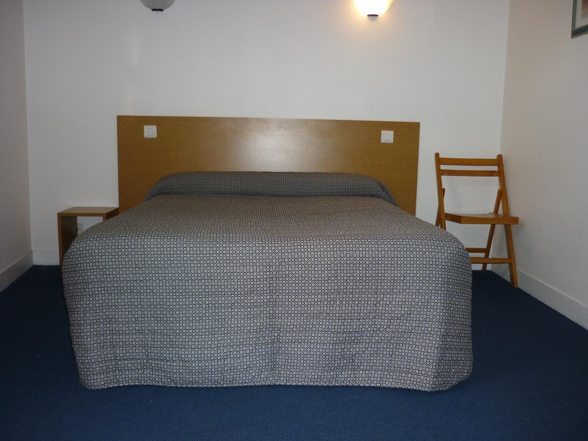 Hotel Neptune Montbard Zewnętrze zdjęcie